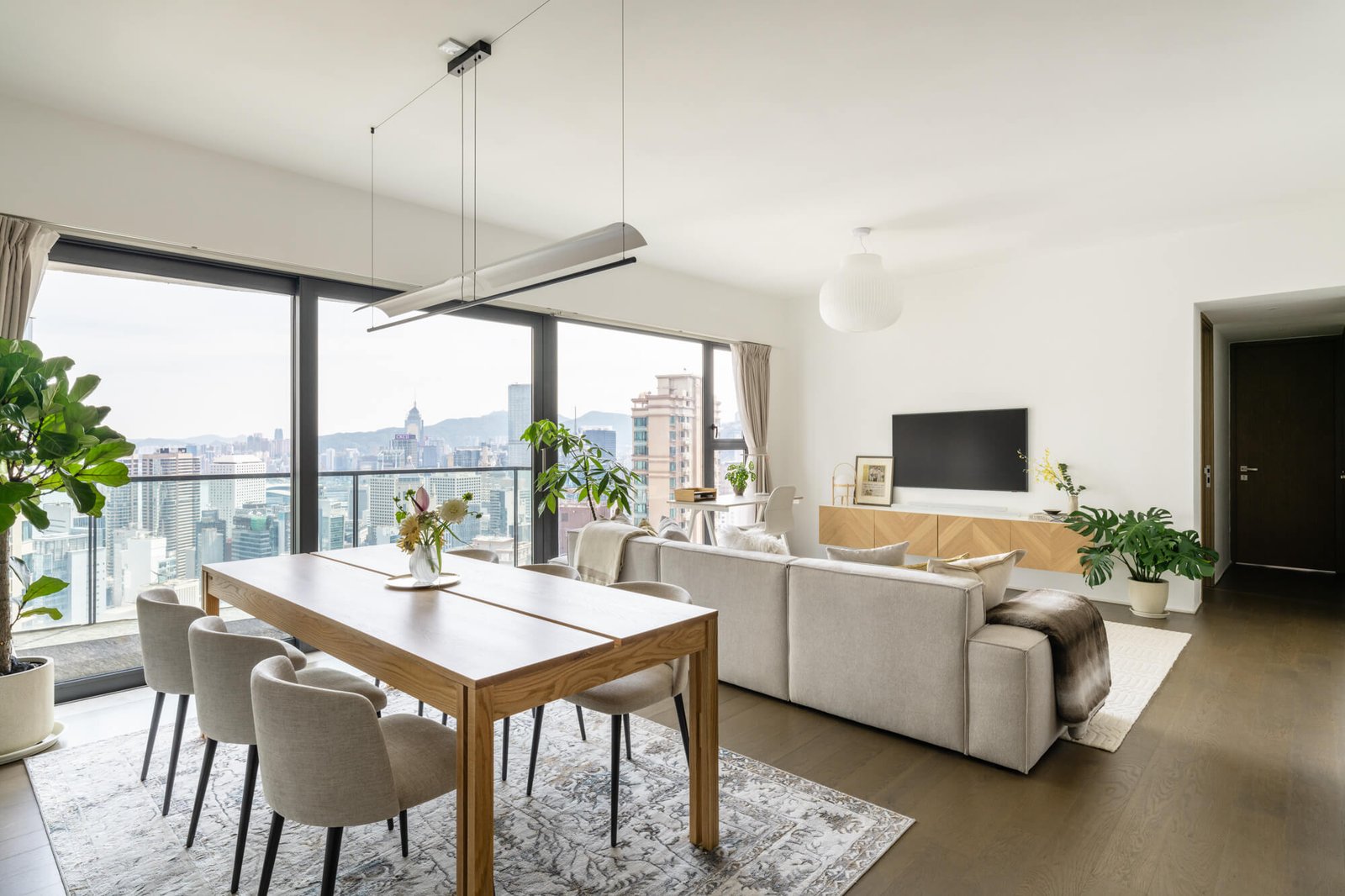 Peter’s Calming Apartment